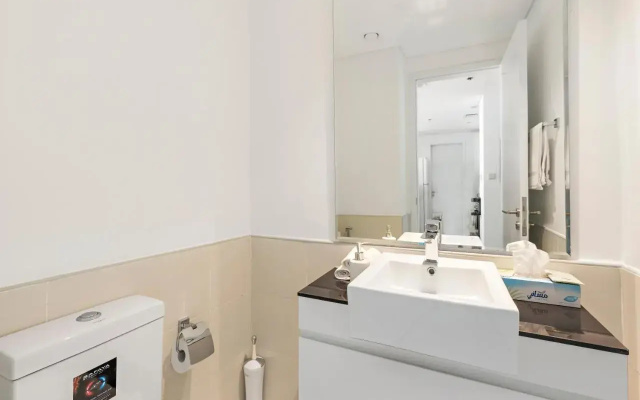 Premium 2BR - Fully Furnished & Equipped