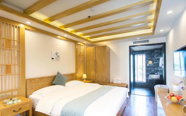 Lijiang Gemmer Hotel