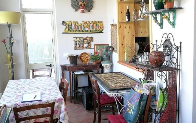 One bedroom appartement with furnished garden at Lercara Friddi