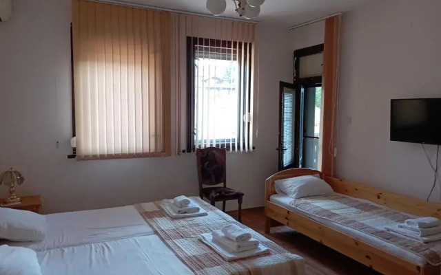 Toncho´s Guest House