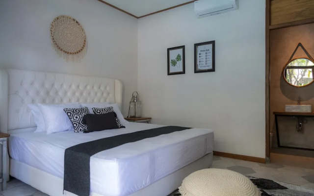 Interconnection Hostel