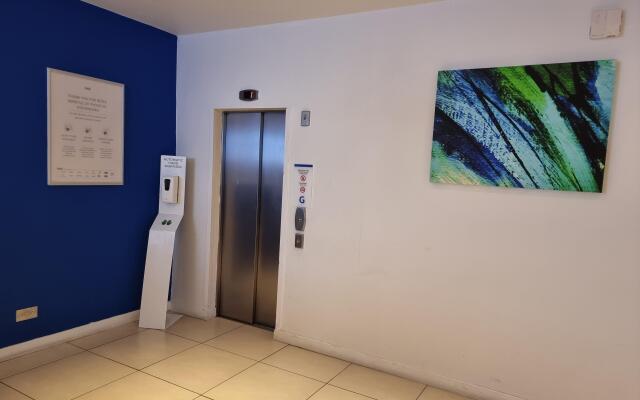 Holiday Inn Express Wakefield
