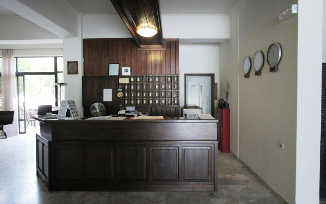 Platon Hotel