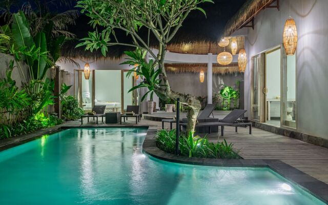 Brand new Luxury 3BR villa Ethnic Ubud 4