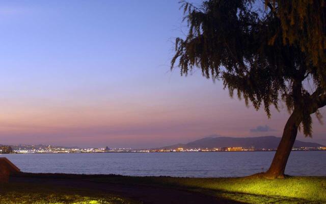 Embassy Suites by Hilton San Francisco Airport Waterfront