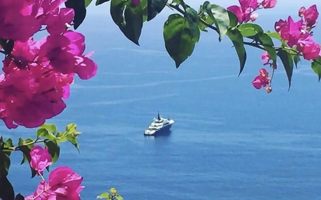 Andros Prive Suites