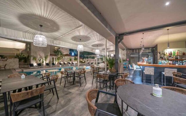 Makris Yialos Apartments