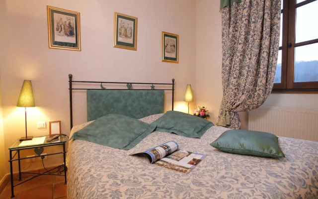 Chateau Chapeau Cornu