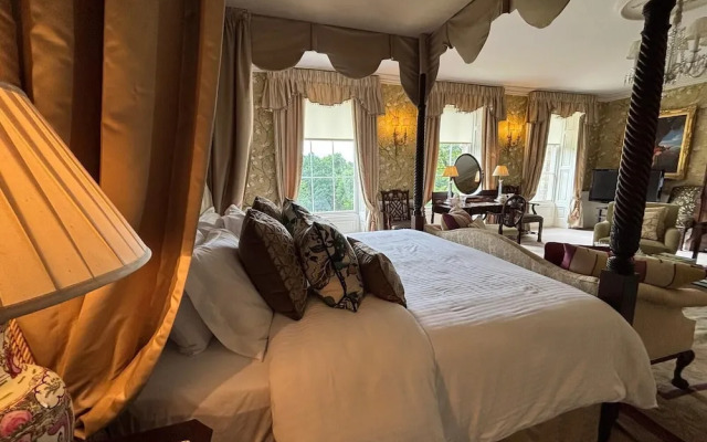 Park Hall Manor
