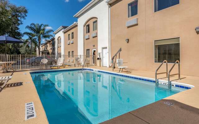 Quality Inn Zephyrhills - Dade City