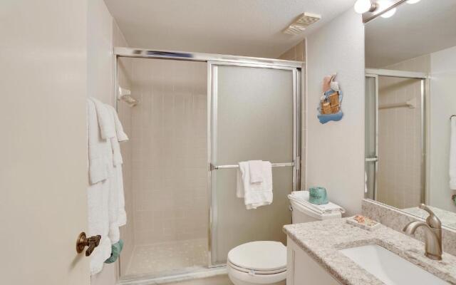 Land's End 10-305 Beach Front