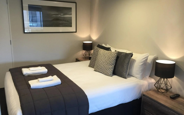 Southwark Hotel & Apartments