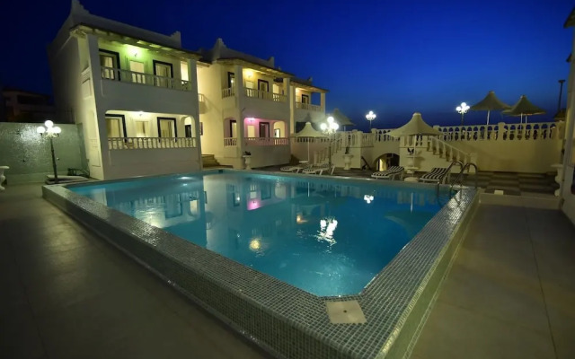 Bahama Art Hotel