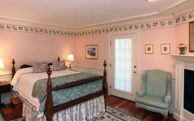 Whalewalk Inn and Spa