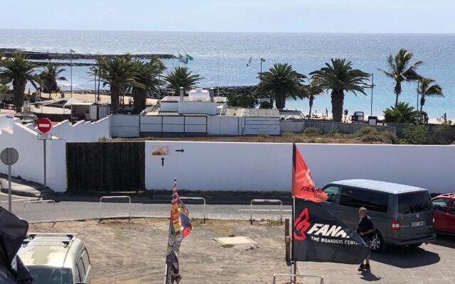 Surf Pod - Central Costa Teguise - 100m from beach