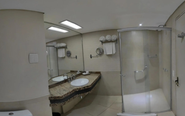 Hotel Golden Park Internacional Foz & Convenções By Nacional Inn
