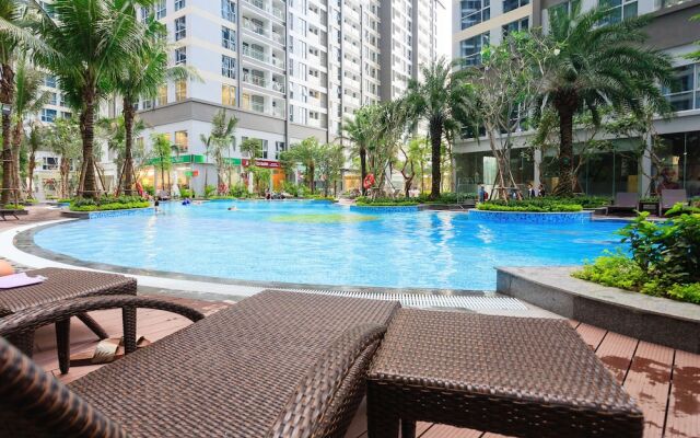 Landmark Condotel Art By KaySuite