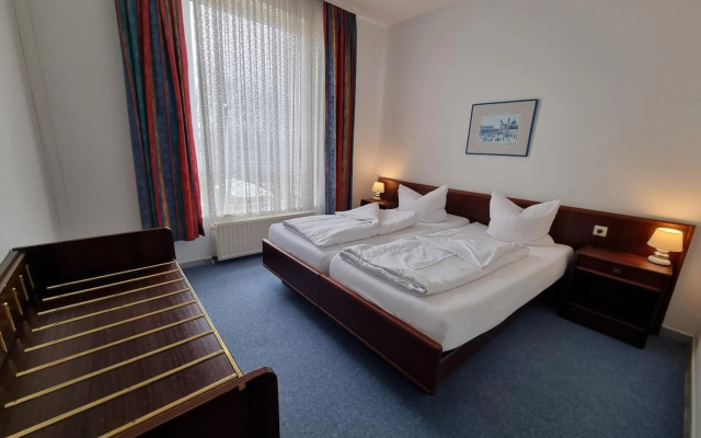 Erbenholz Hotel