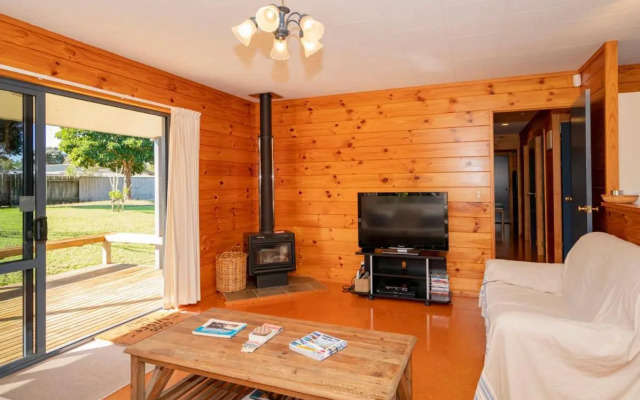 Our Escape - Matarangi Holiday Home