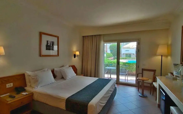 Camel Dive Club & Boutique Hotel
