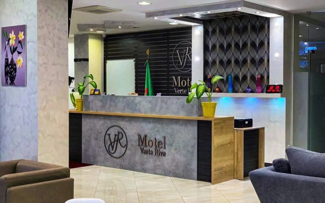 Motel Verte Rive
