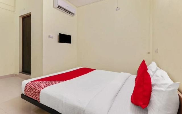 Sri Balaji Castle By OYO Rooms