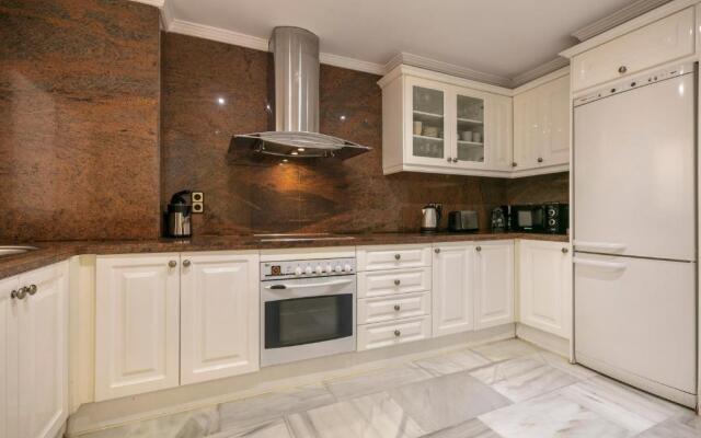 Stunning 2 bedroom apartment Magna Marbella RDR259