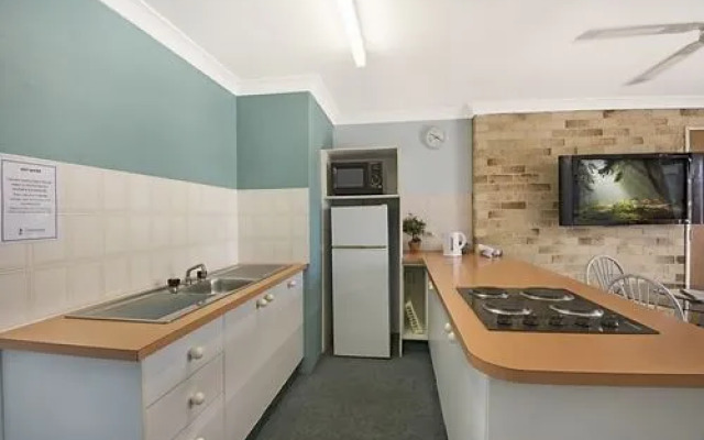 Allamanda Apartments