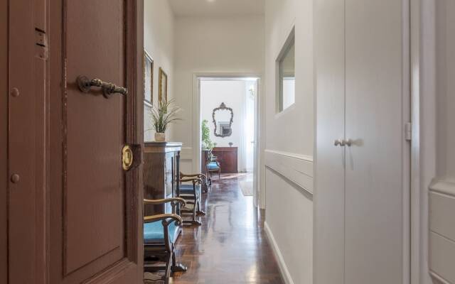 Musei Vaticani Stylish Apartment