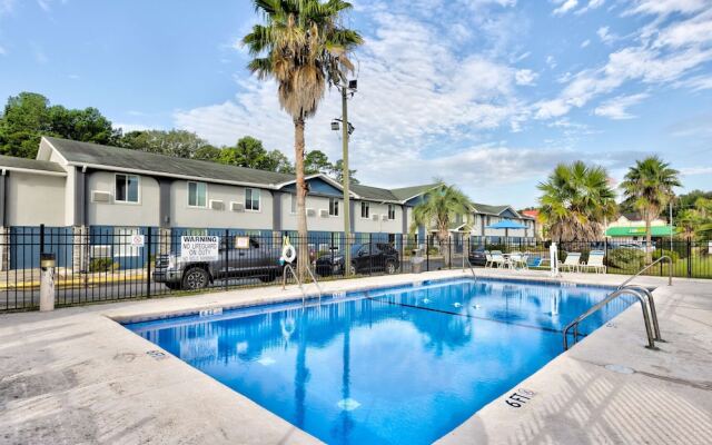 Rodeway Inn Savannah