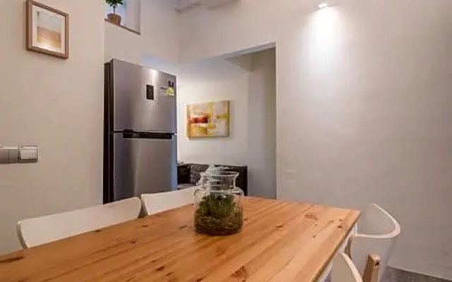 South Buona Vista Loft Studio Suites Serviced Apartment (Staycation Approved)