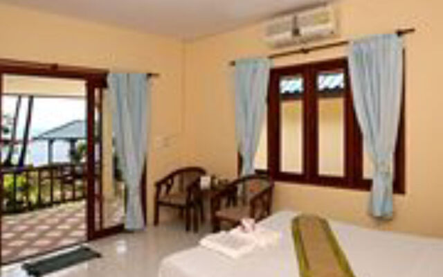 Three Trees Samui Resort - Sarocha Villa