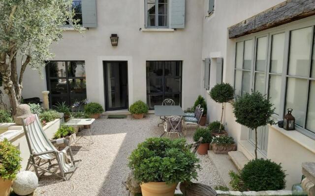 Le clos de l'olivier .Charmante maison de village