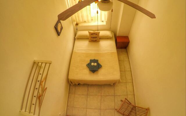 Spanish Galleon Lodge
