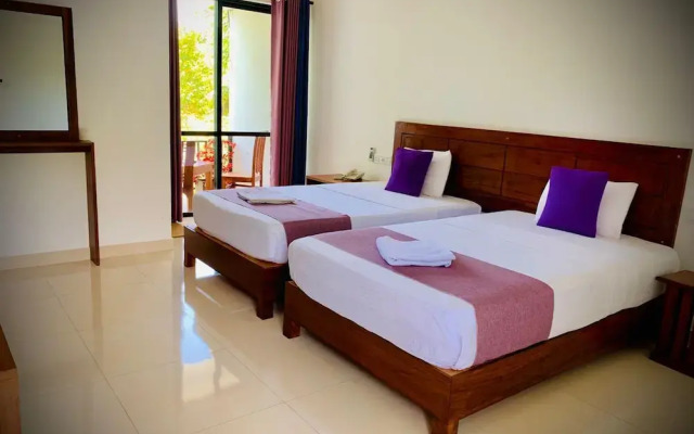 Eden Grand