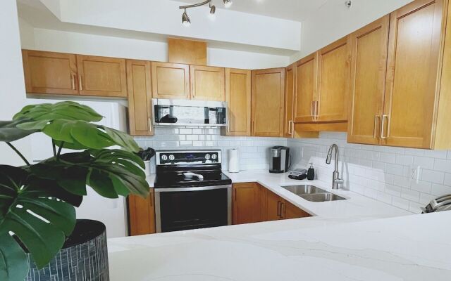 Sunset Oasis Kelowna