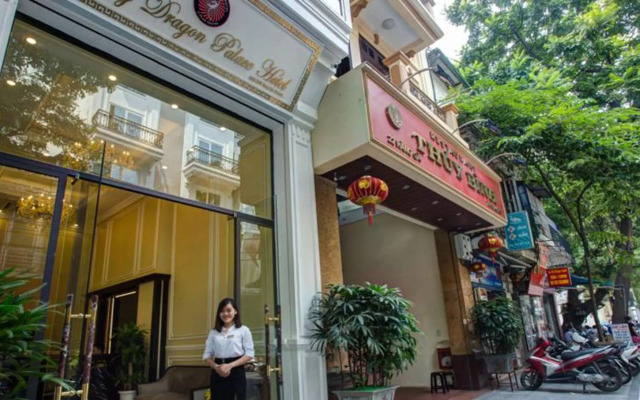 Rising Dragon Palace Hotel