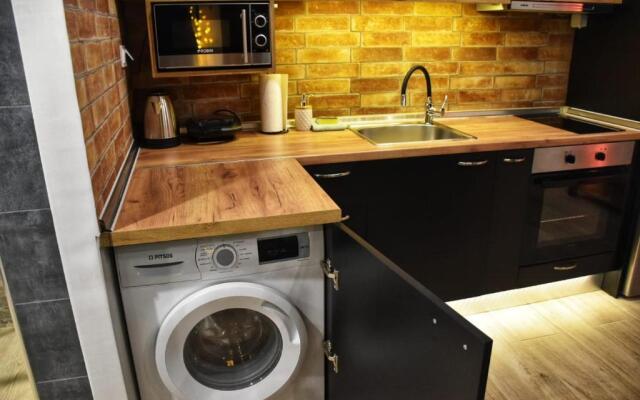 Alexander apartment serres