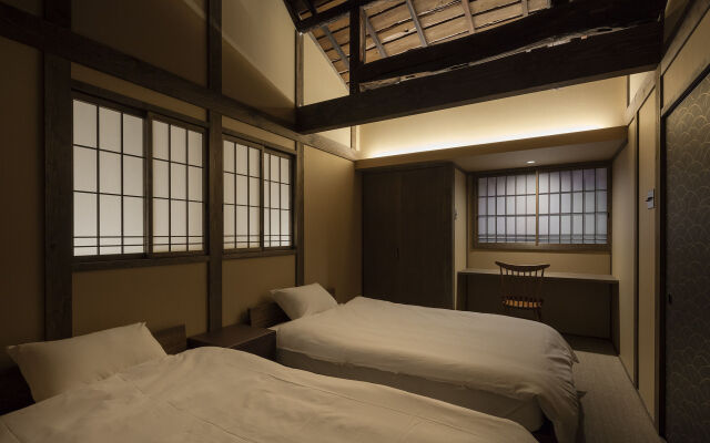 Choya Gosho-Minami