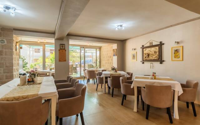 ApartHotel Stijovic