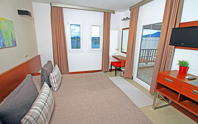 Magna Manastir Hotel