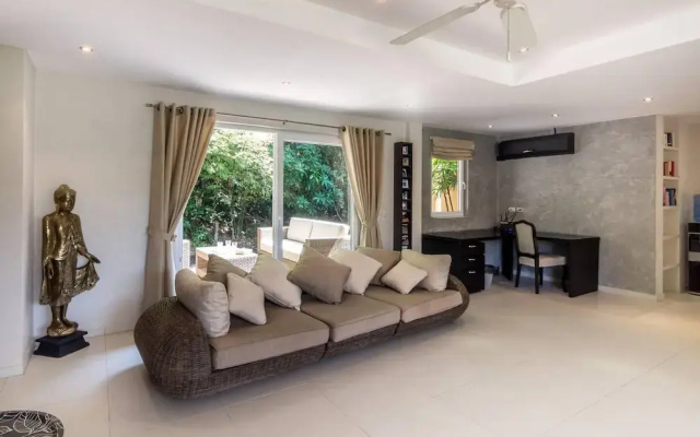 Villa Banromyen Siamroyalview 70mtrs to Beach