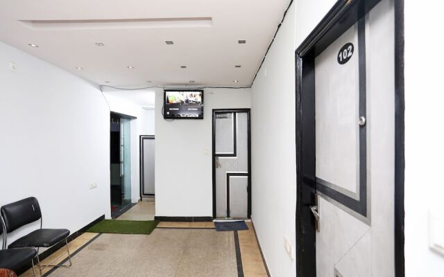 OYO 27884 Hotel 3bs House Dx