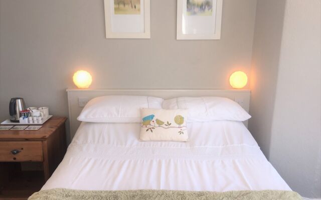 Summer Breeze Guest House