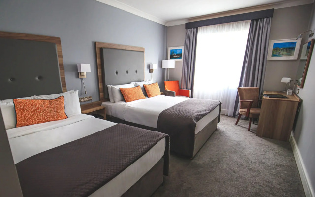 Westlodge Hotel