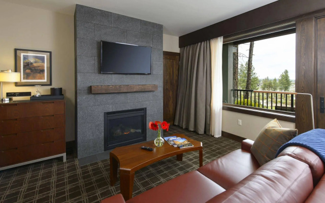 Tetherow Resort