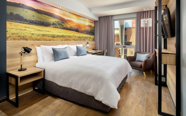 Protea Hotel by Marriott Pretoria Loftus Park - Image 7