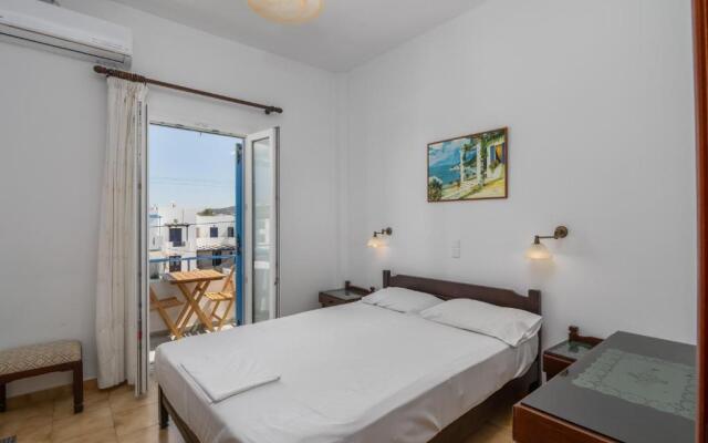 Tilemachos Rooms & Studios