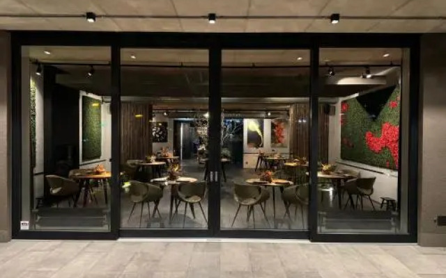 Luxaviation Crew Resort By Airfield