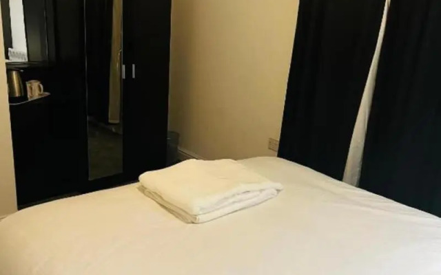 OYO The Pleasant House